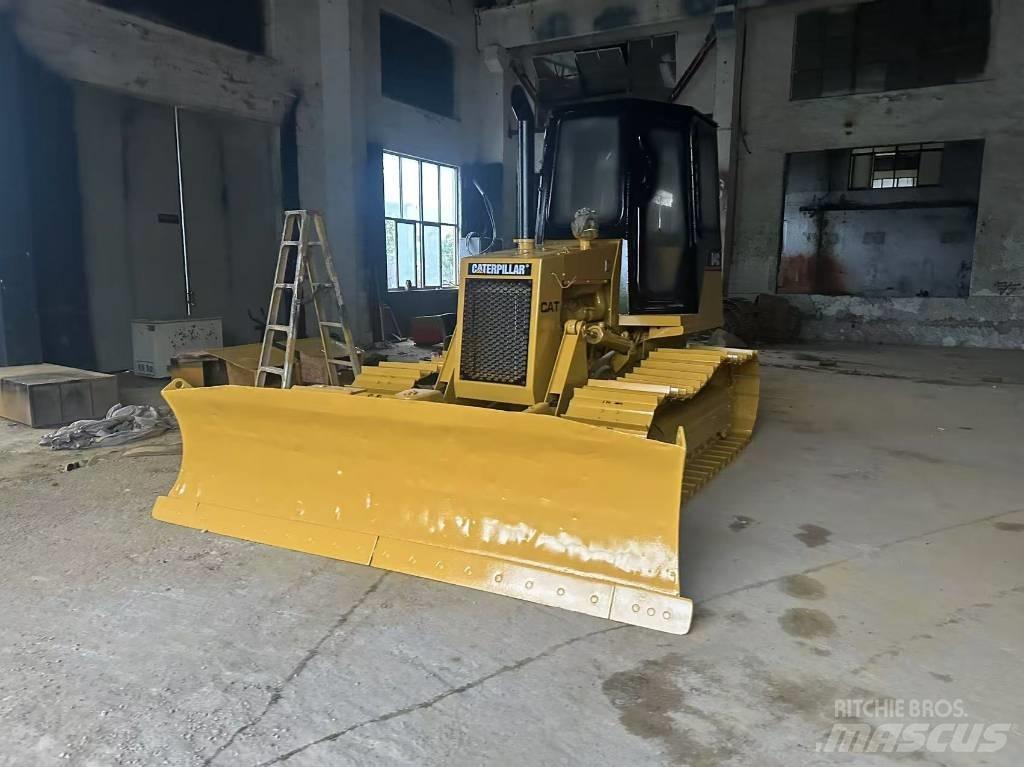 CAT D 4 C 履带式推土机