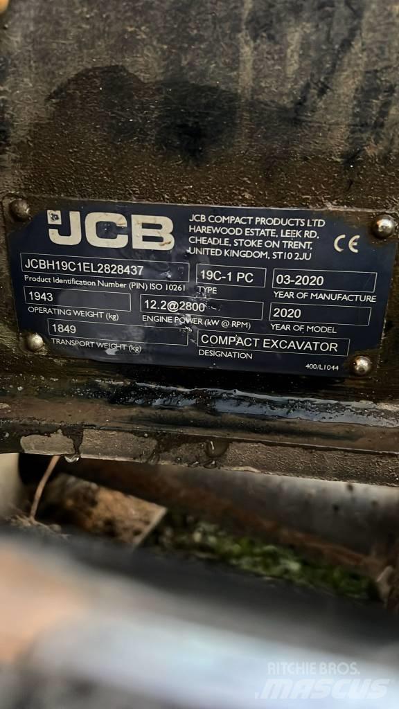 JCB 19 C-1 小型挖掘机