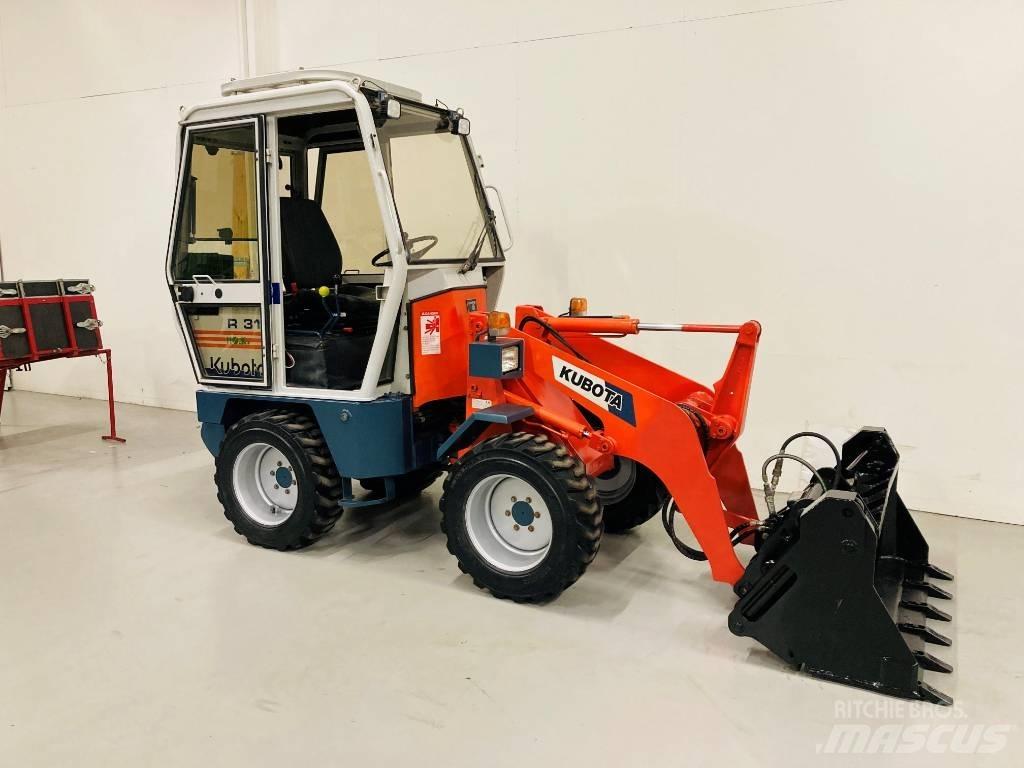 Kubota R 310 轮式装载机