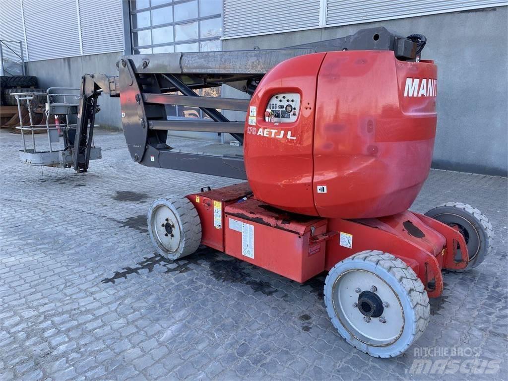 Manitou 170AETJ-L 曲臂高空工作平台