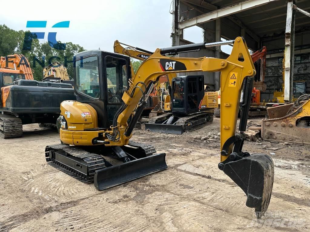 CAT 303 CR 小型挖掘机
