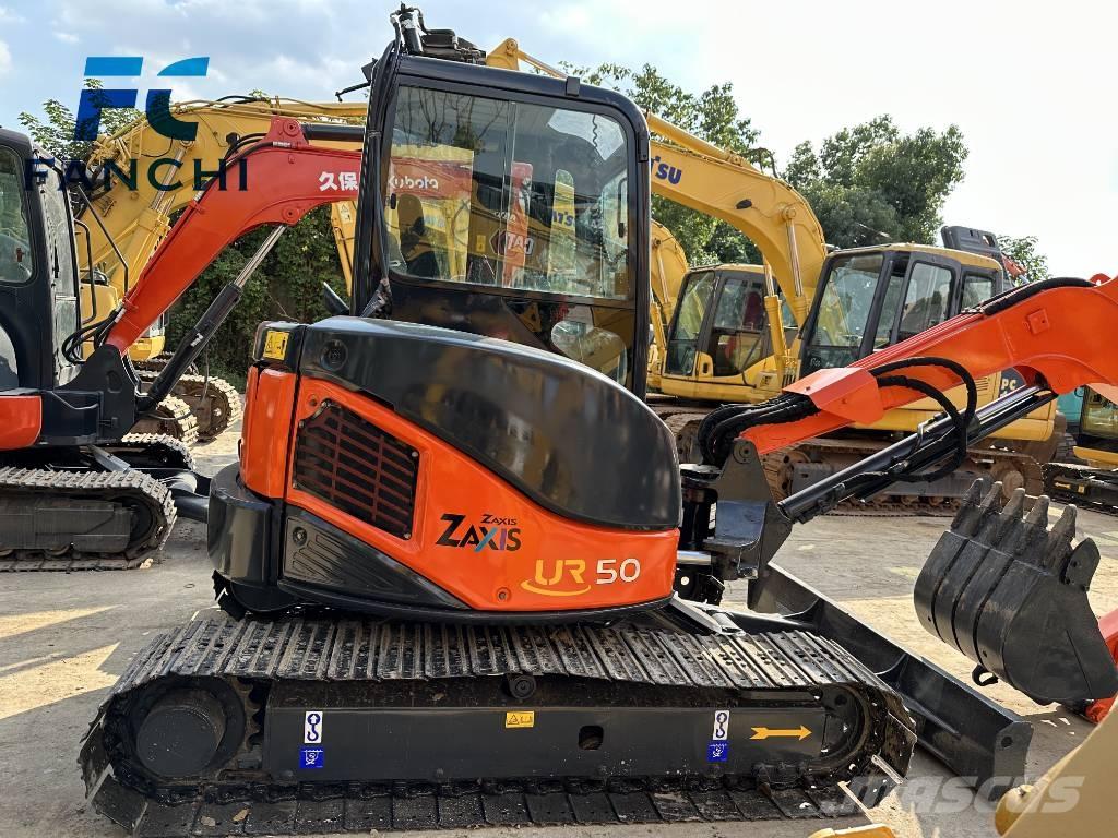 Hitachi Zaxis UR50 小型挖掘机