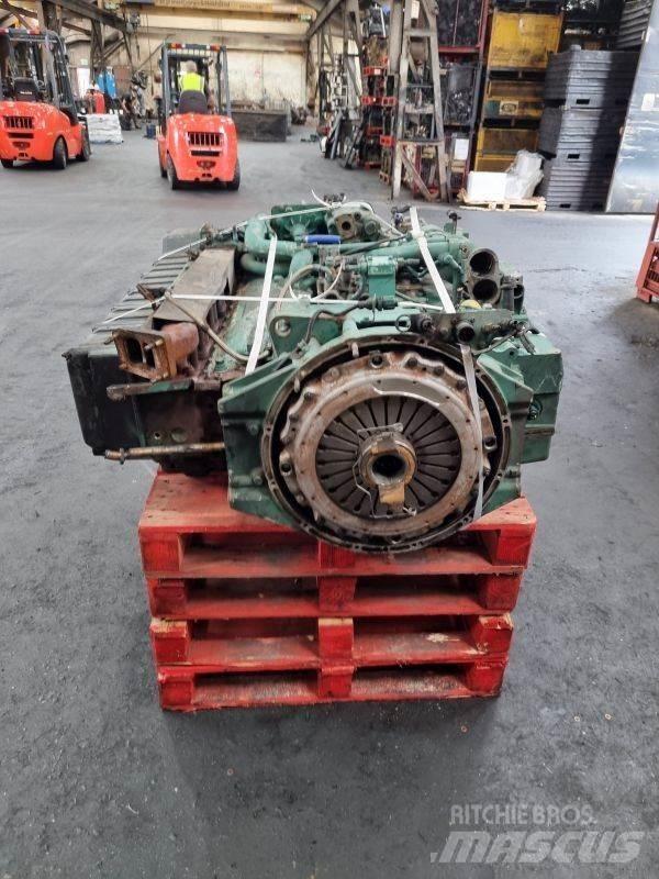 Volvo DH12D 发动机