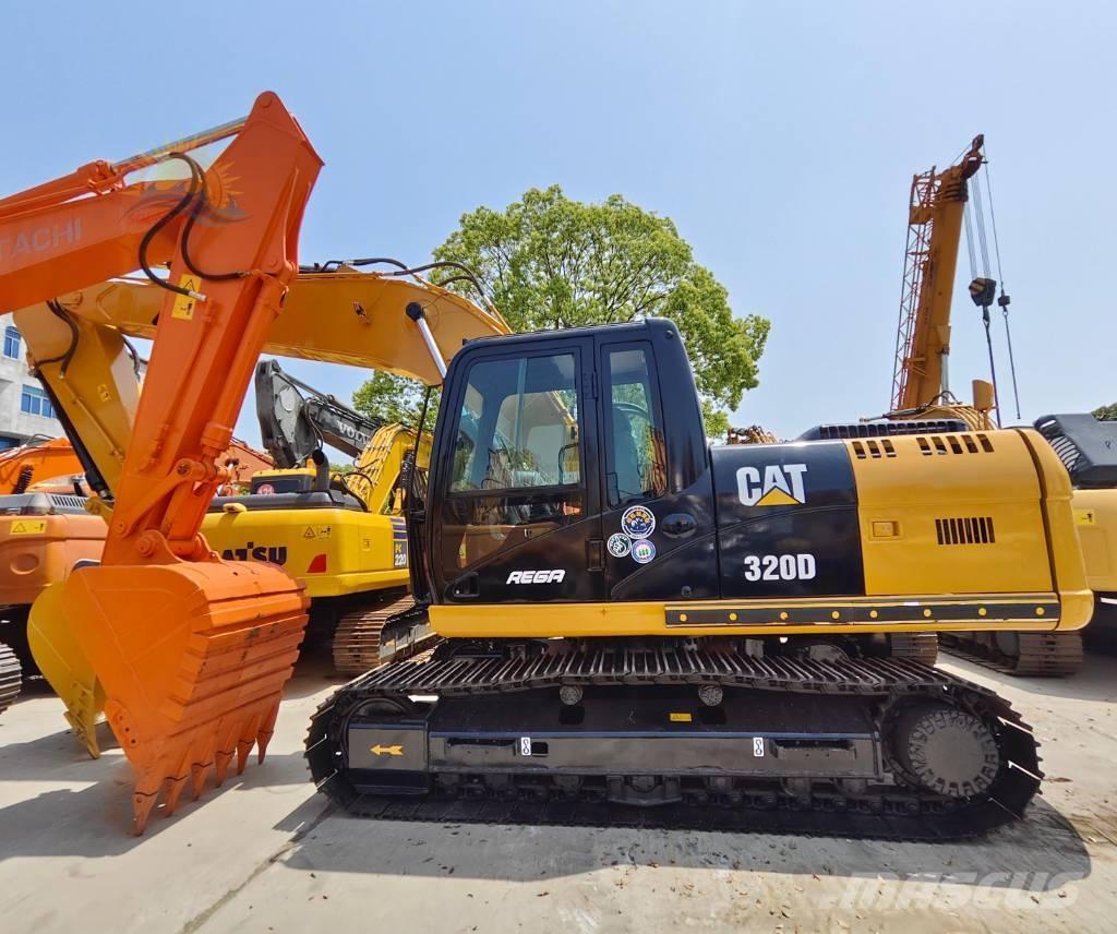 CAT 320 D 履带挖掘机