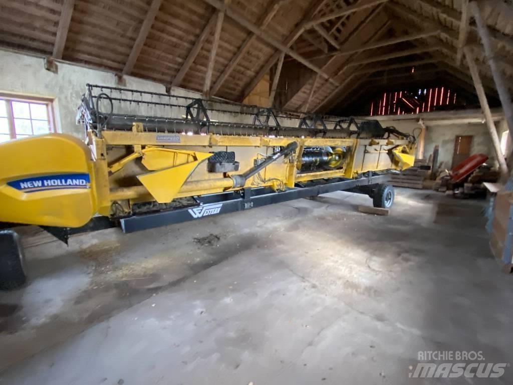 New Holland CX 8090 联合收割机