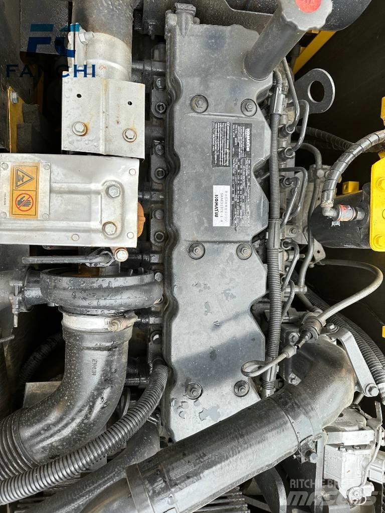 Komatsu 200-8 履带挖掘机