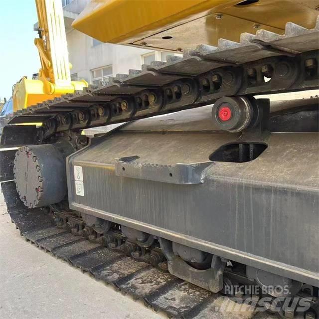 Komatsu PC 210-8 履带挖掘机