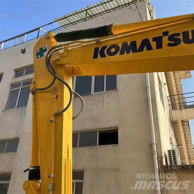 Komatsu PC 210-8 履带挖掘机