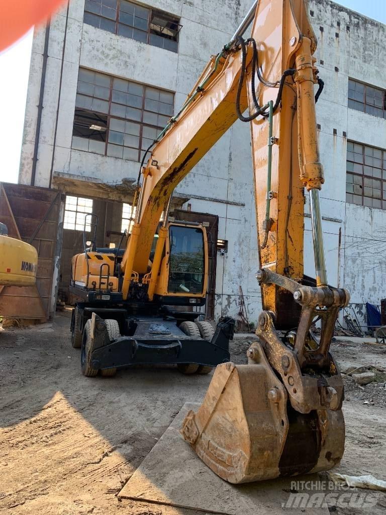Hyundai R210W-9 轮式挖掘机
