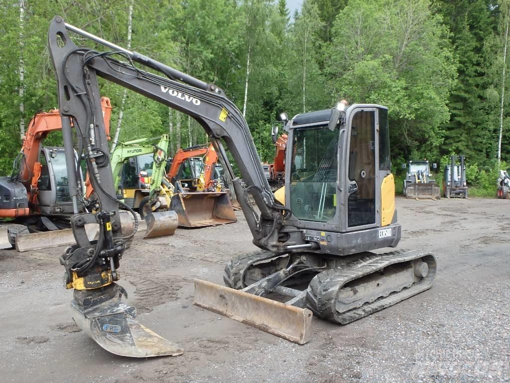 Volvo ECR 50 D 小型挖掘机