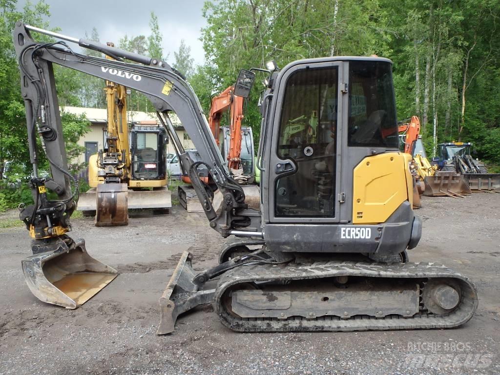 Volvo ECR 50 D 小型挖掘机