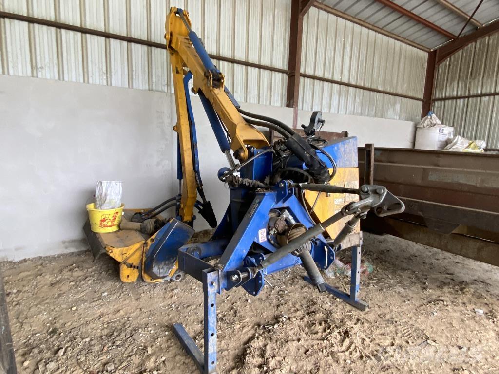 Bomford BQ500 装载牵引式割草机