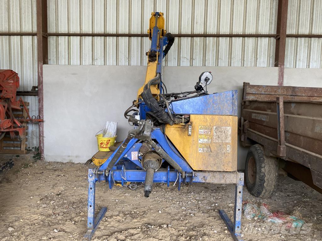 Bomford BQ500 装载牵引式割草机