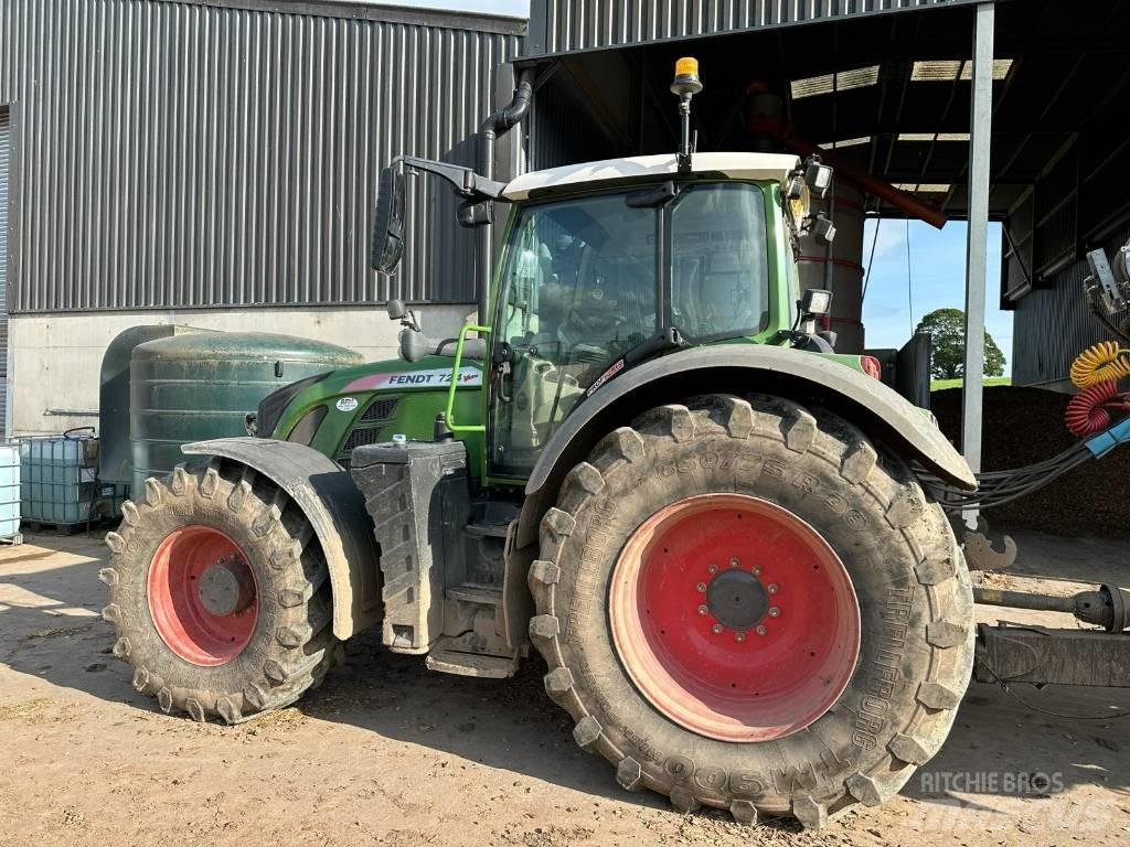 Fendt 724 Profi Plus 拖拉机/农用车