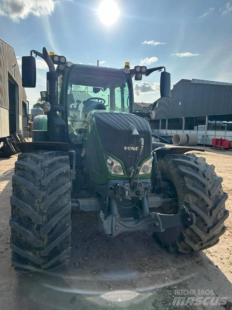 Fendt 724 Profi Plus 拖拉机/农用车
