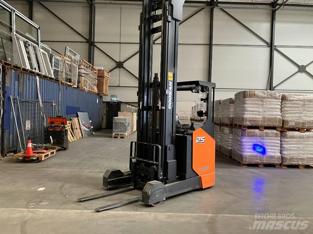 Doosan BR25JW-9 前移式叉车