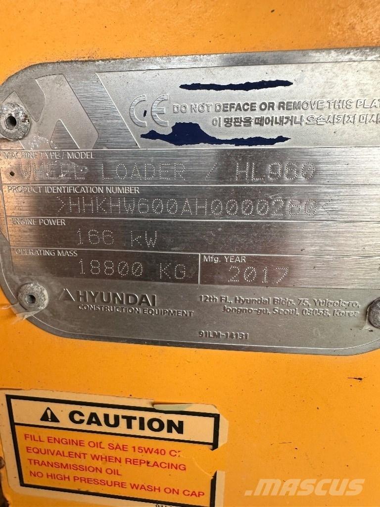 Hyundai HL 960 轮式装载机