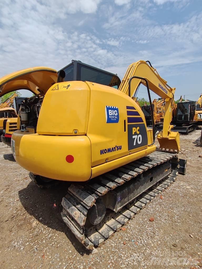 Komatsu PC 70 小型挖掘机