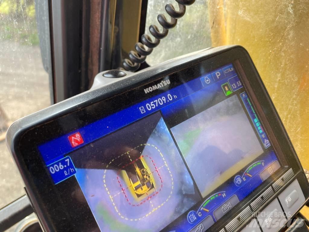 Komatsu PC 138 履带挖掘机