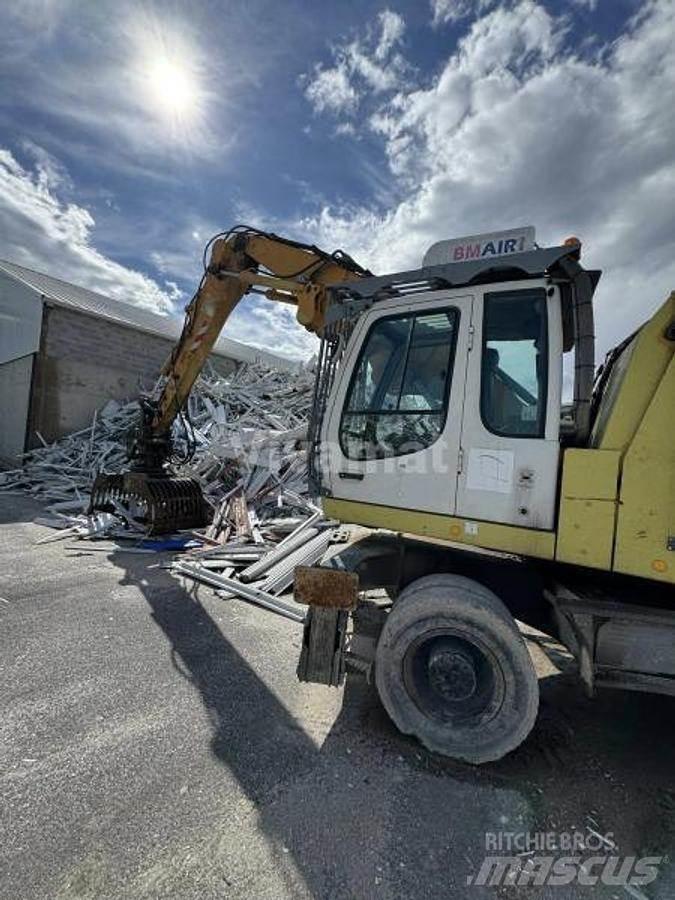 Liebherr A316 Li 特种挖掘机