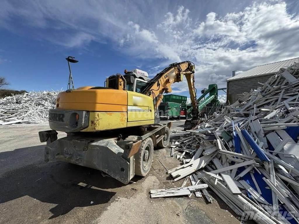 Liebherr A316 Li 特种挖掘机