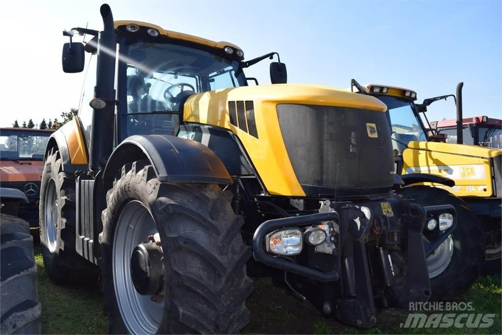 JCB Fastrac 8250 拖拉机/农用车