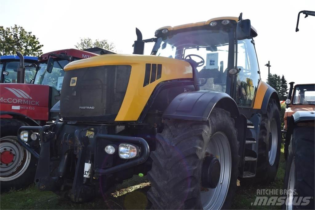 JCB Fastrac 8250 拖拉机/农用车