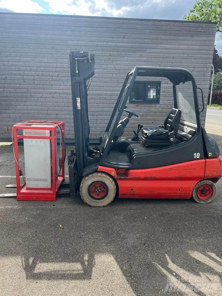 Linde E30-01 电动叉车