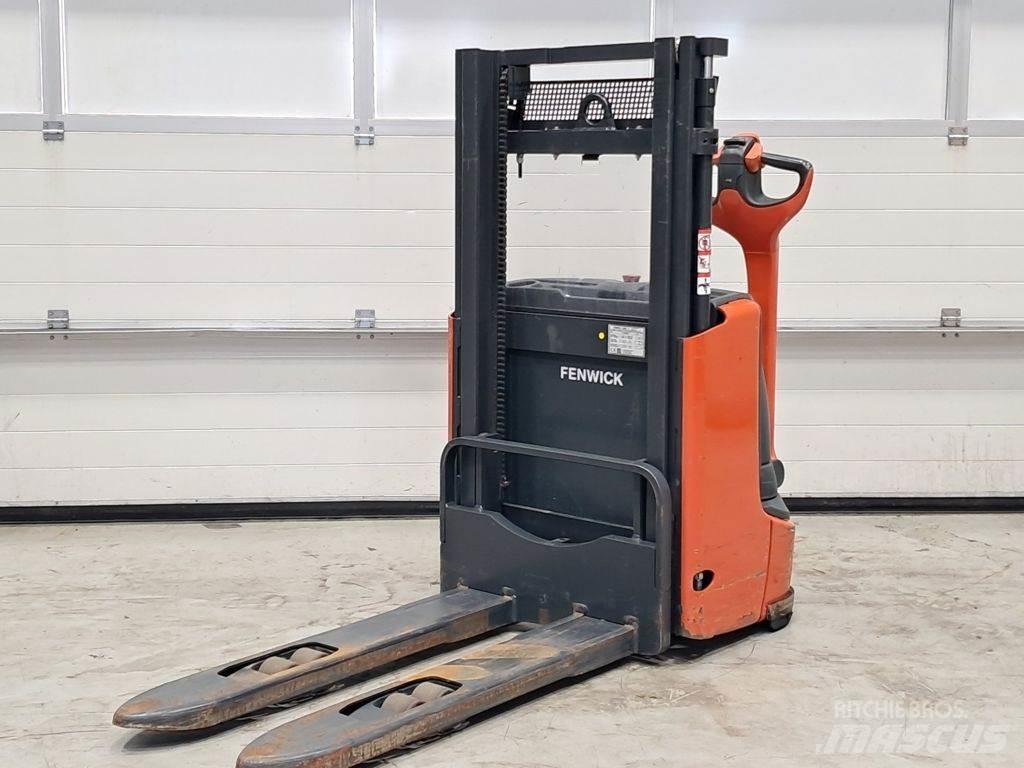 Linde L10 手推堆垛车