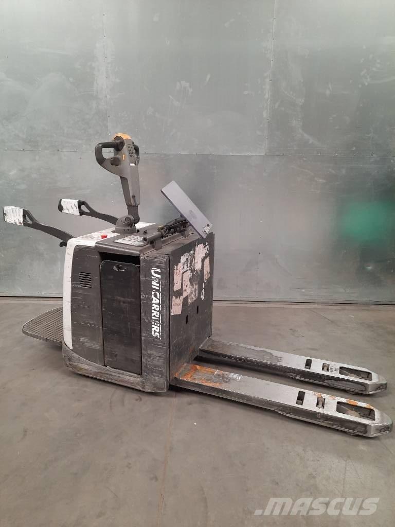 UniCarriers 200PMR 电动搬运车