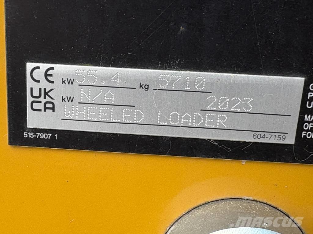 CAT 906 轮式装载机