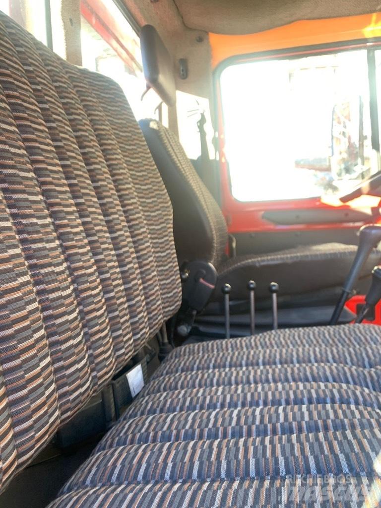 Unimog 1600 全地形车