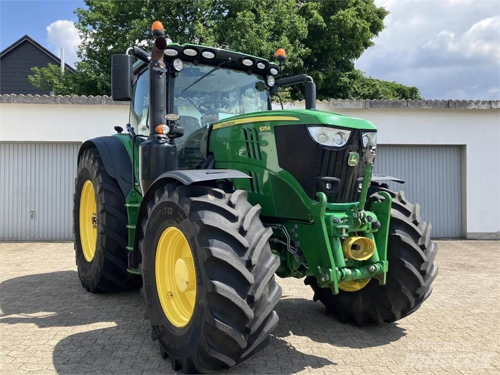 John Deere 6215R 拖拉机/农用车