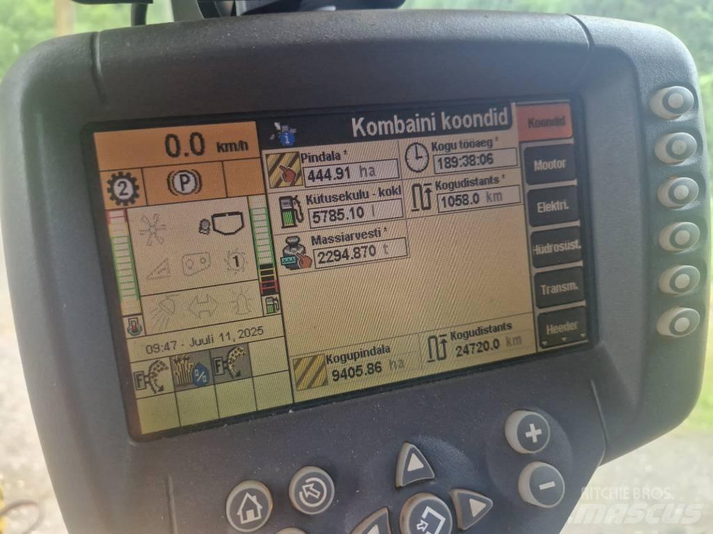 New Holland CX 8070 联合收割机