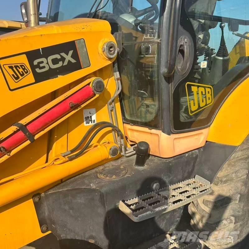 JCB 3 CX 反铲装载机