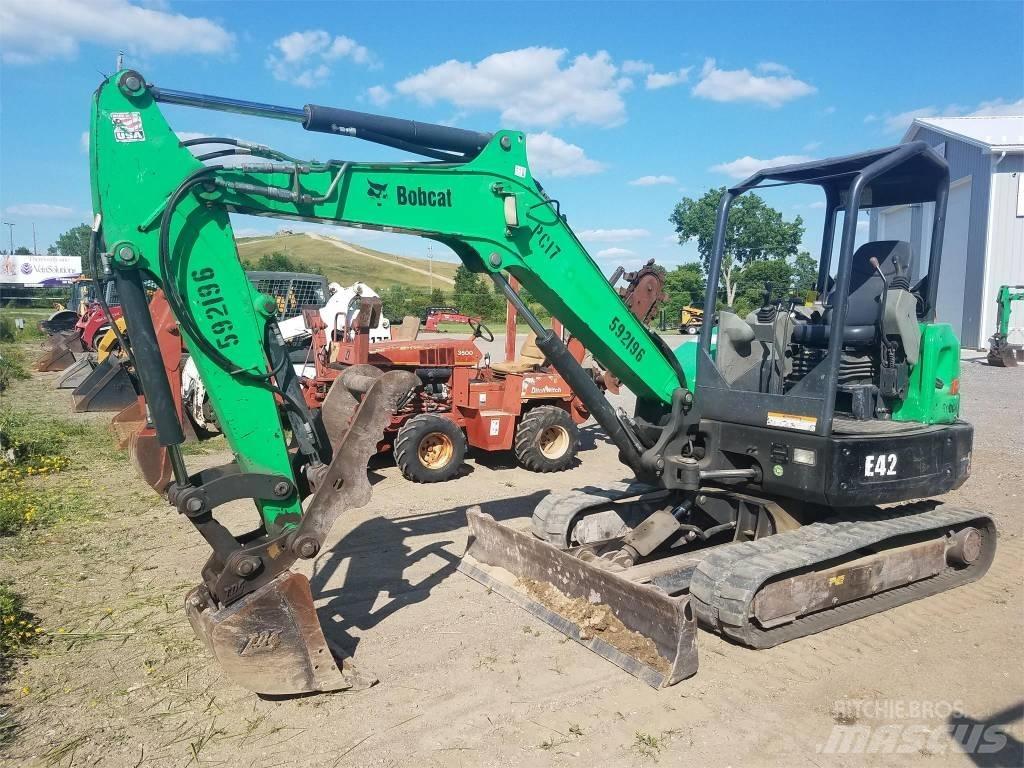 Bobcat E42 小型挖掘机