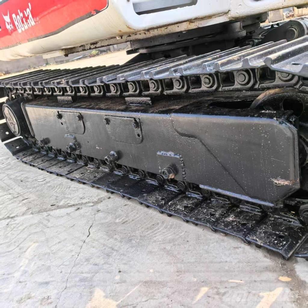 Bobcat 331 小型挖掘机