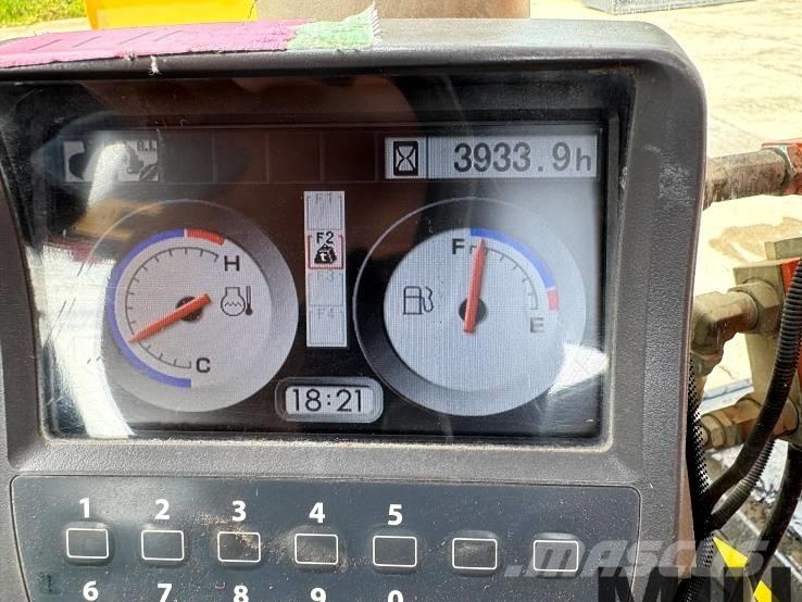 Hitachi ZX 70-3 中型挖掘机