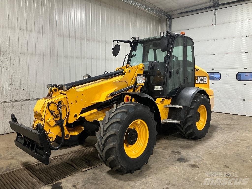 JCB TM 320 轮式装载机