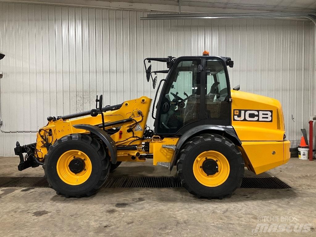 JCB TM 320 轮式装载机