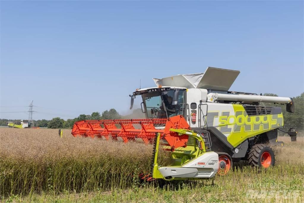 CLAAS Trion 730 TT 联合收割机