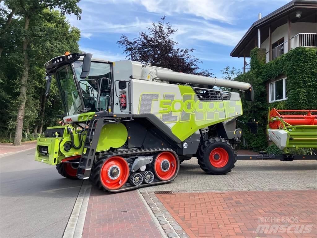 CLAAS Trion 730 TT 联合收割机