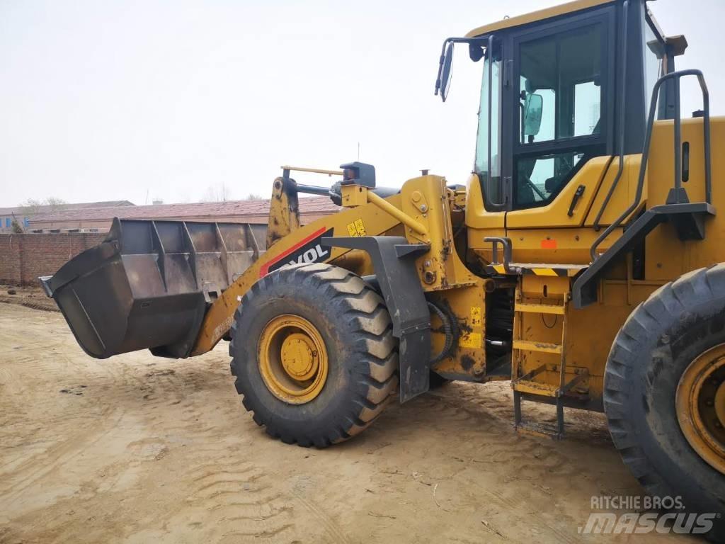 LOVOL FL956H 反铲装载机
