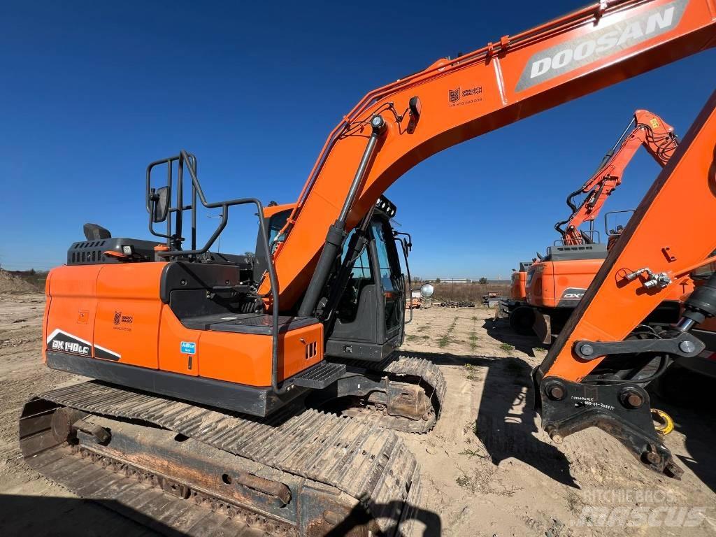 Doosan DX140LC-7 履带挖掘机