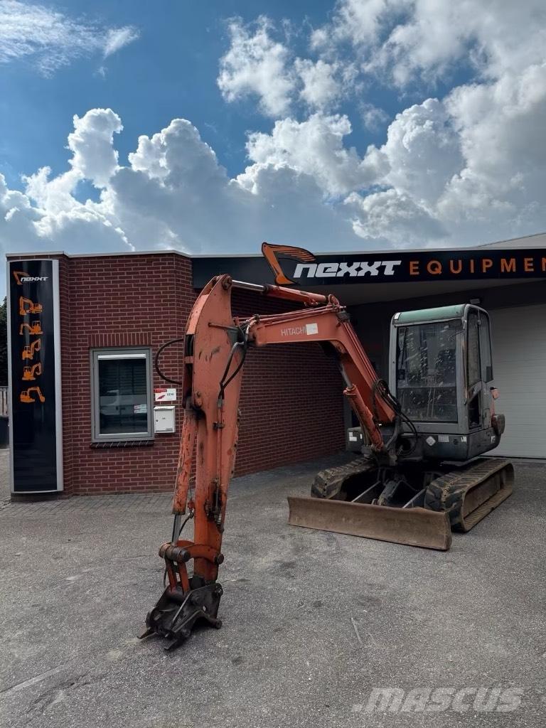 Hitachi ZX 50 小型挖掘机