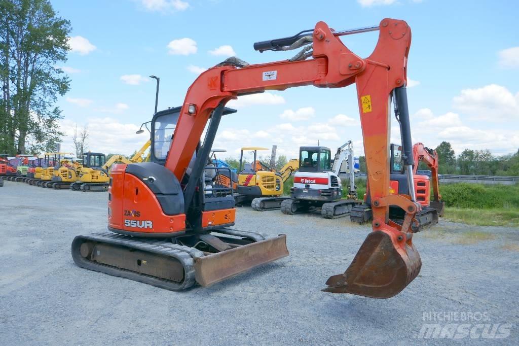 Hitachi ZX55UR-5B 小型挖掘机