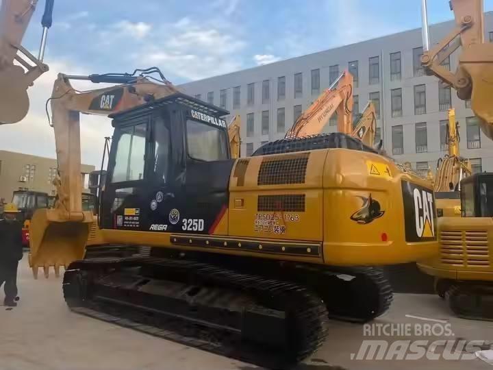 CAT CAT325D 中型挖掘机