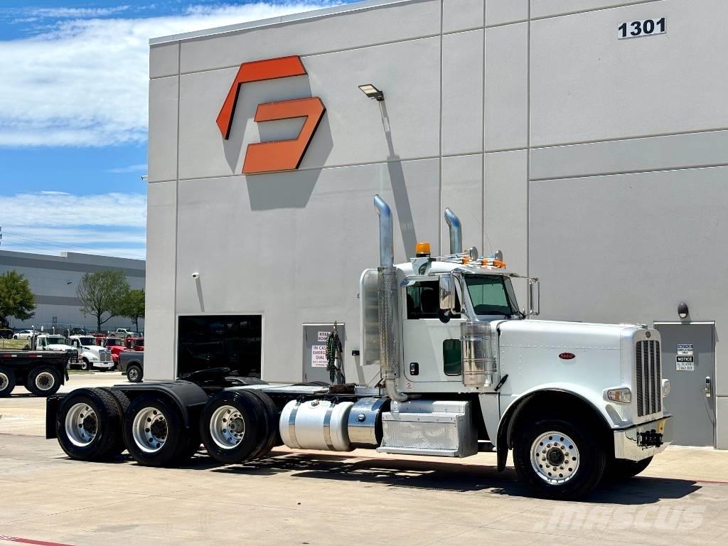Peterbilt 389 牵引车