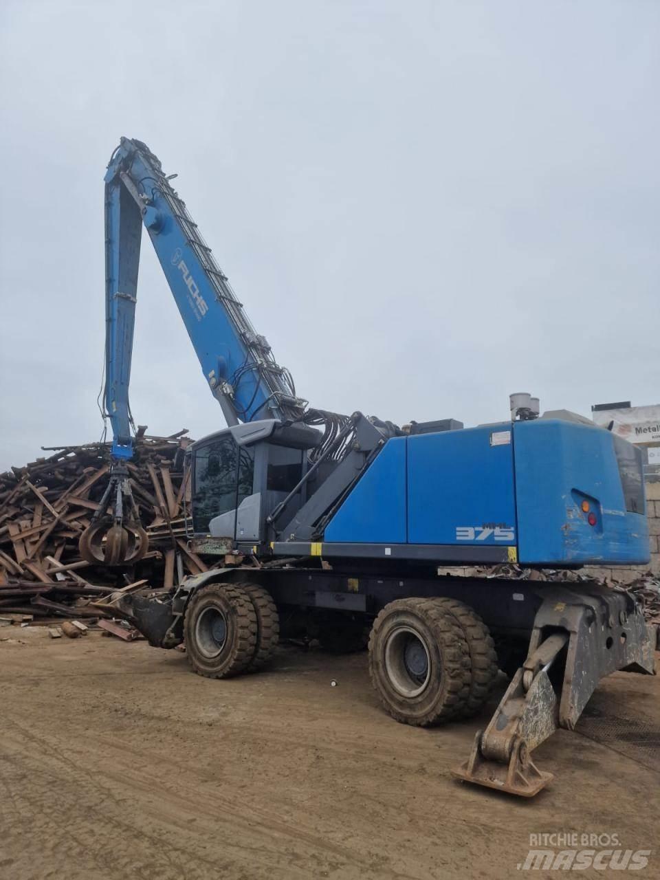 Fuchs MHL 375 S5 轮式挖掘机