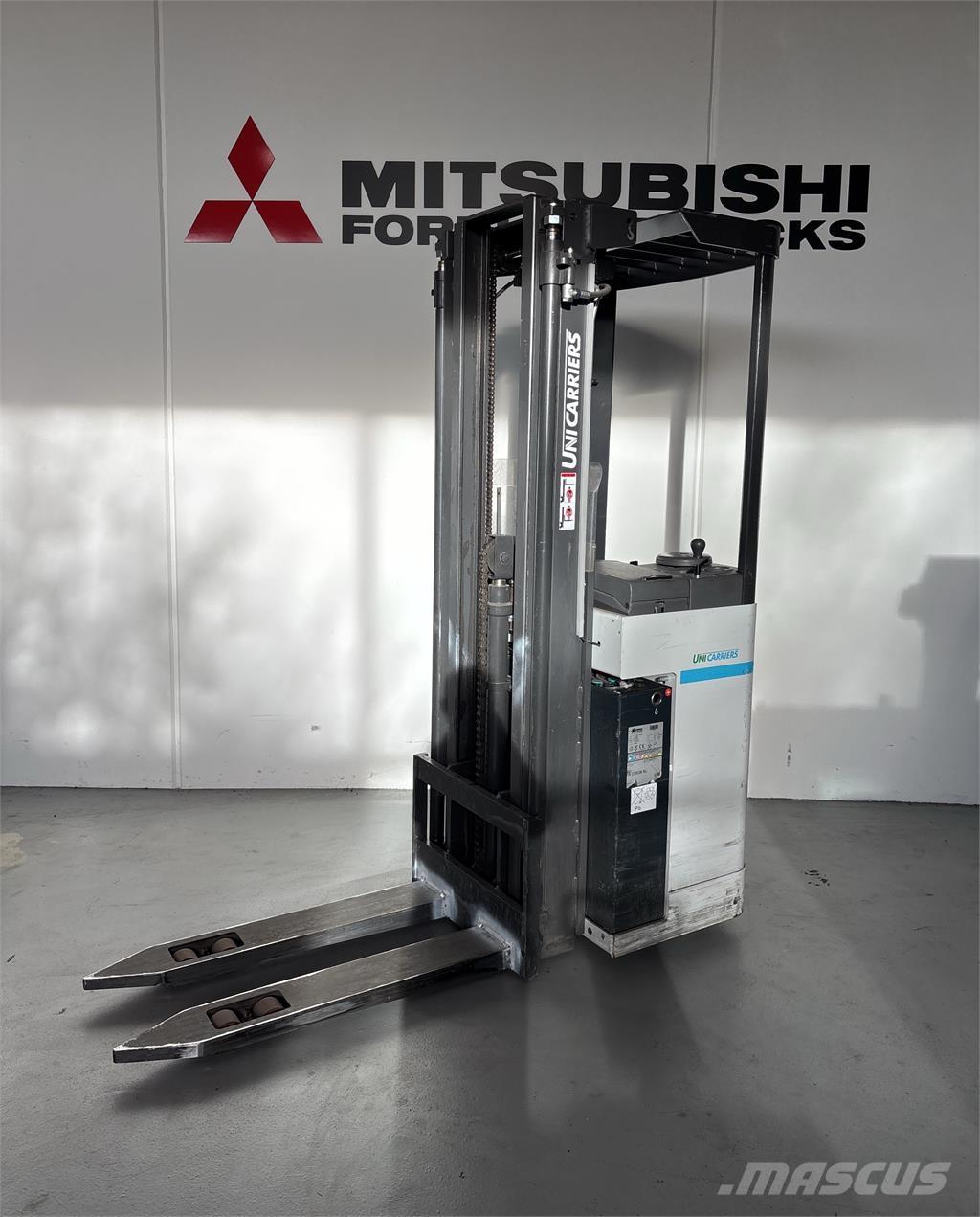 Atlet A160 行走式堆垛机